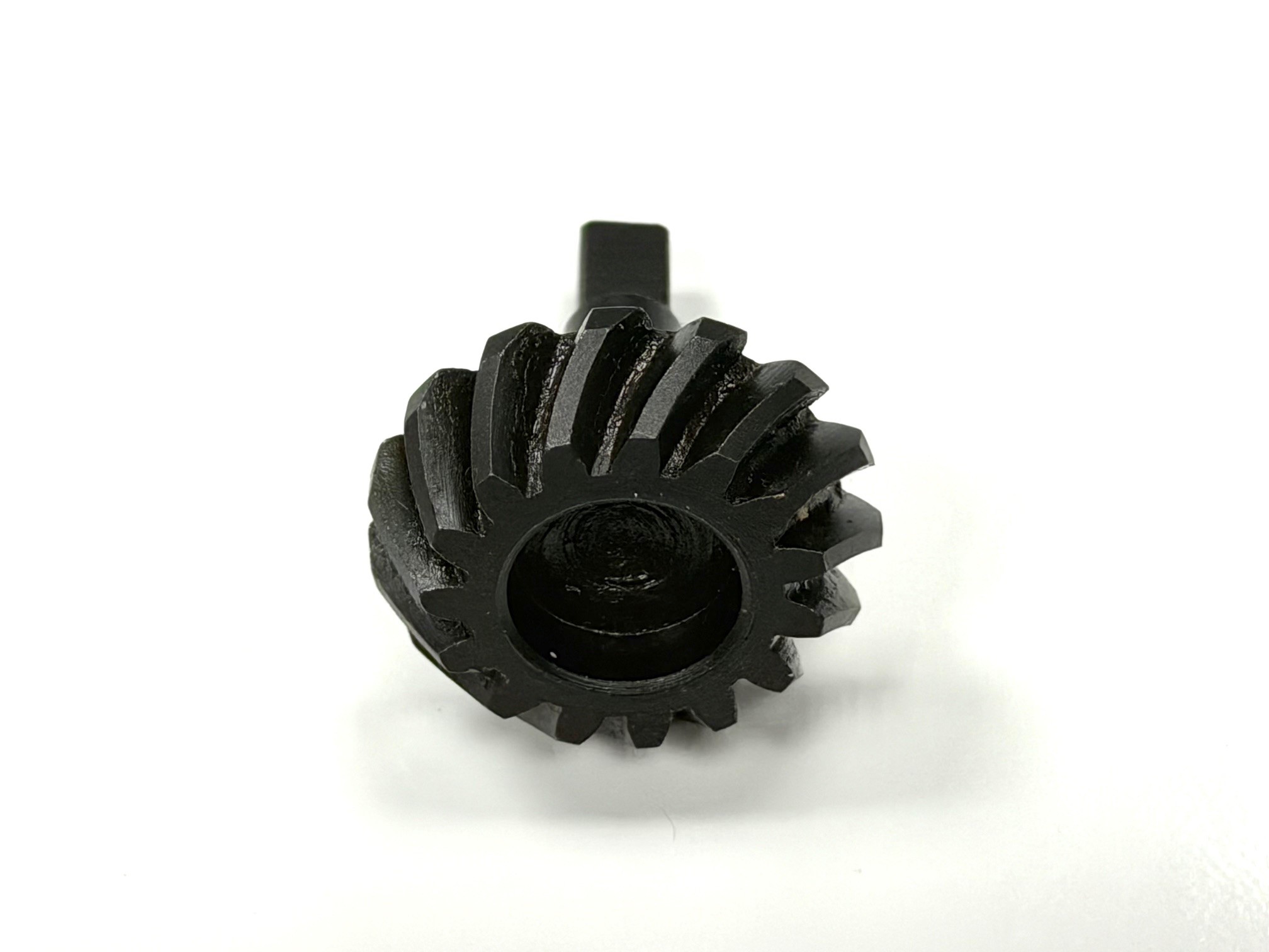 HD0015A Hurrax schrägverzahntes Spiral Kegelrad 15 Zähne, 31,4 mm, gehärtet, 1 Stück