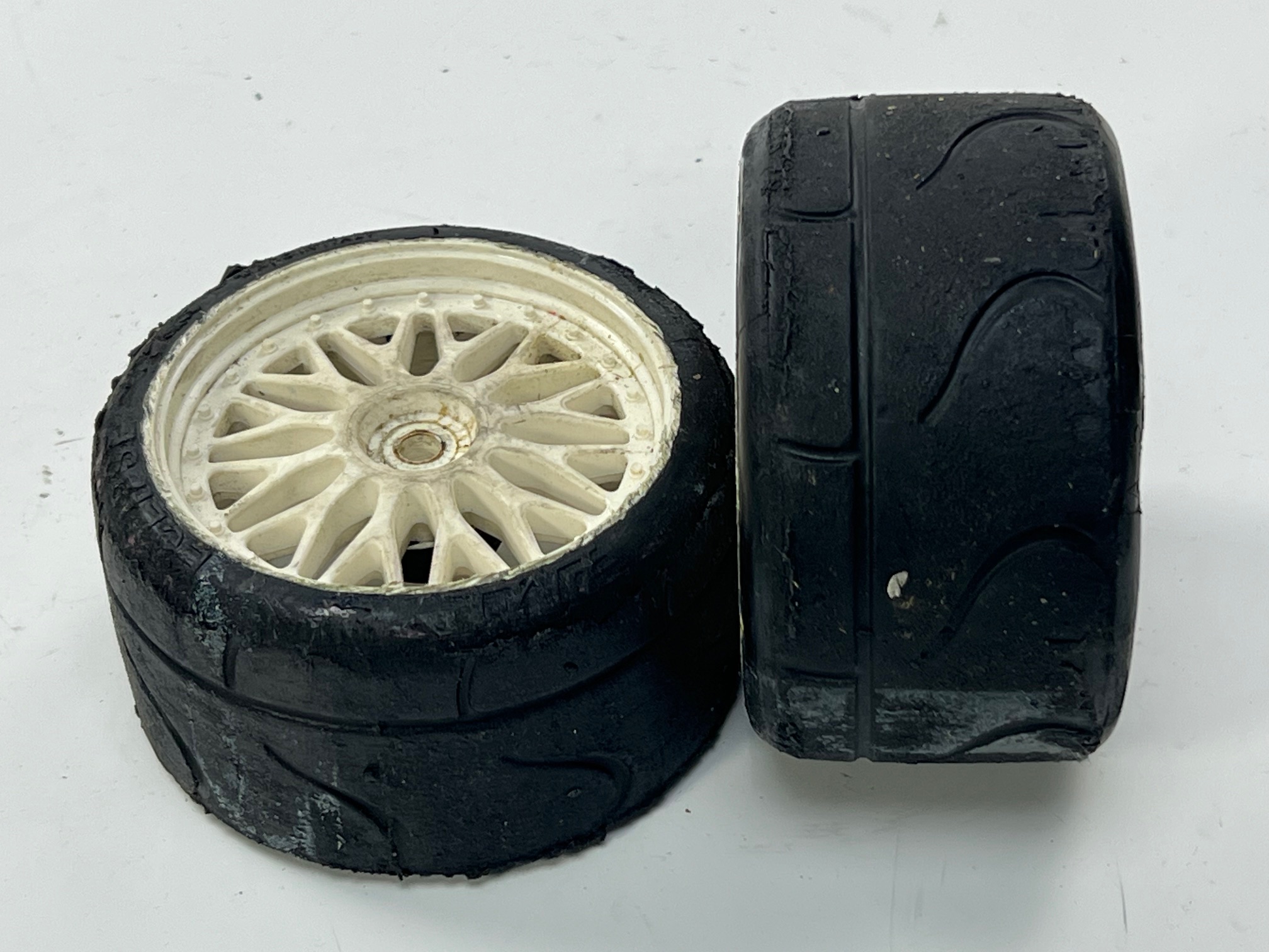 PMT tyre Eclipse 15 on white BBS rims, used "84"