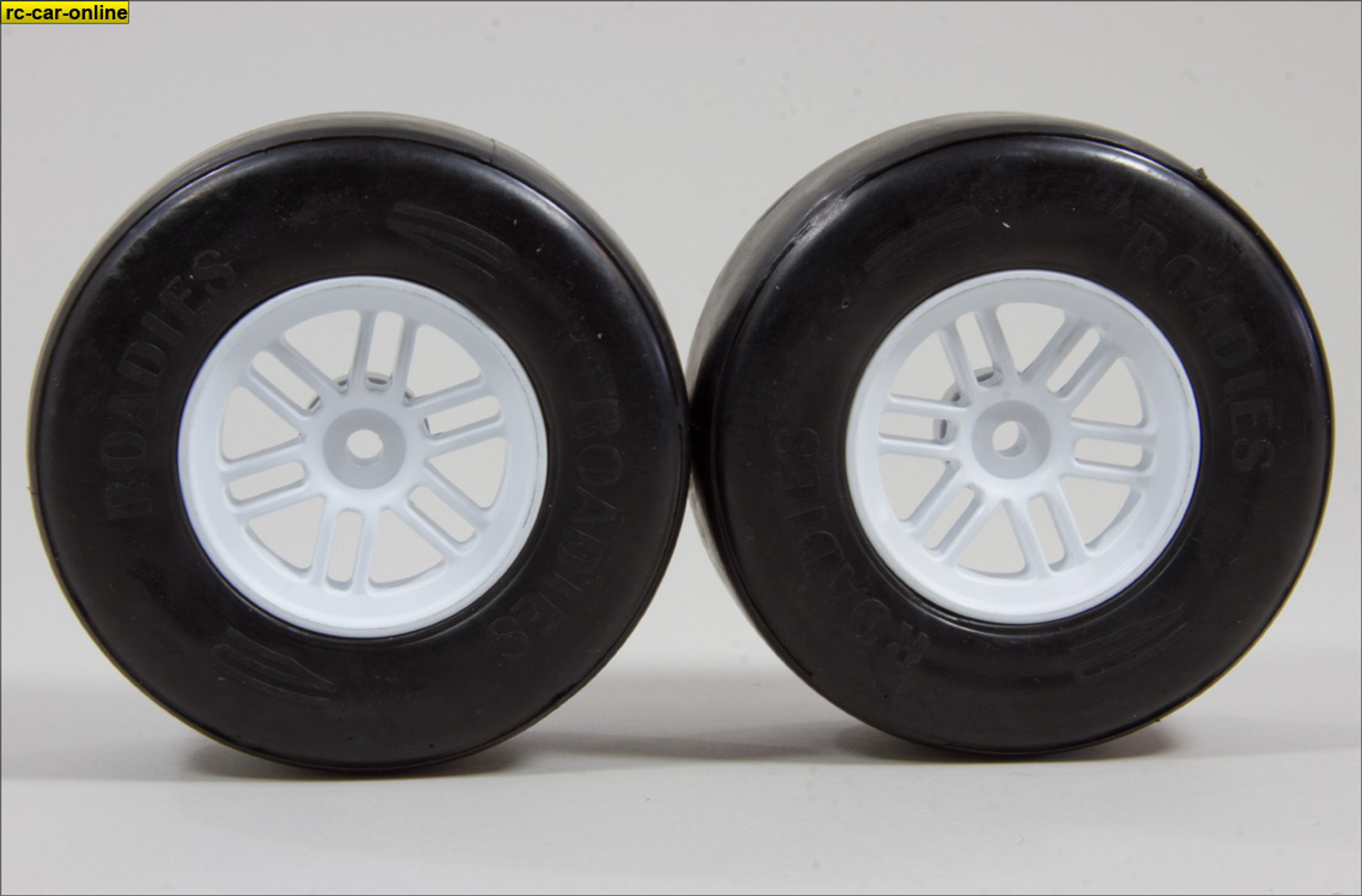 6201220 Roadies 2012 PRO Reifen Formel Front Medium, fertig verklebt auf weißer Felgen, 2 St. 6201220 Roadies 2012 PRO Reifen Formel Front Medium, fertig verklebt auf weißer Felgen, 2 St.