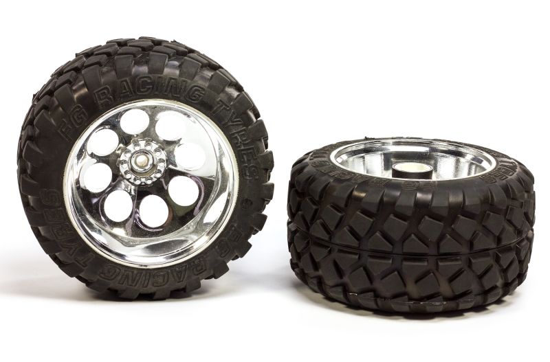 6230/07 FG Stadium-Truck tires M glued, chrome rims, 18 mm - 2pcs.