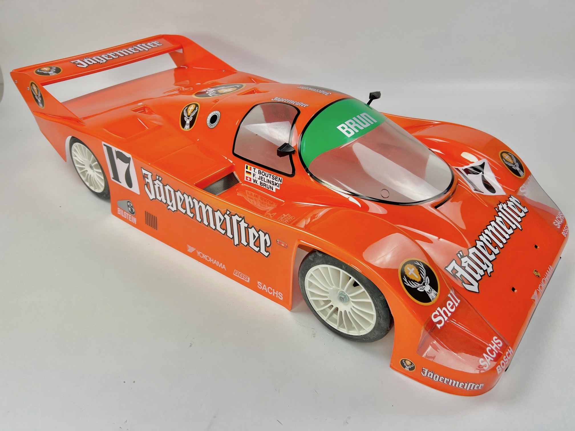 Painted Porsche 962C body 1:5 for 530/535 mm wheelbase with rear spoiler, drilled