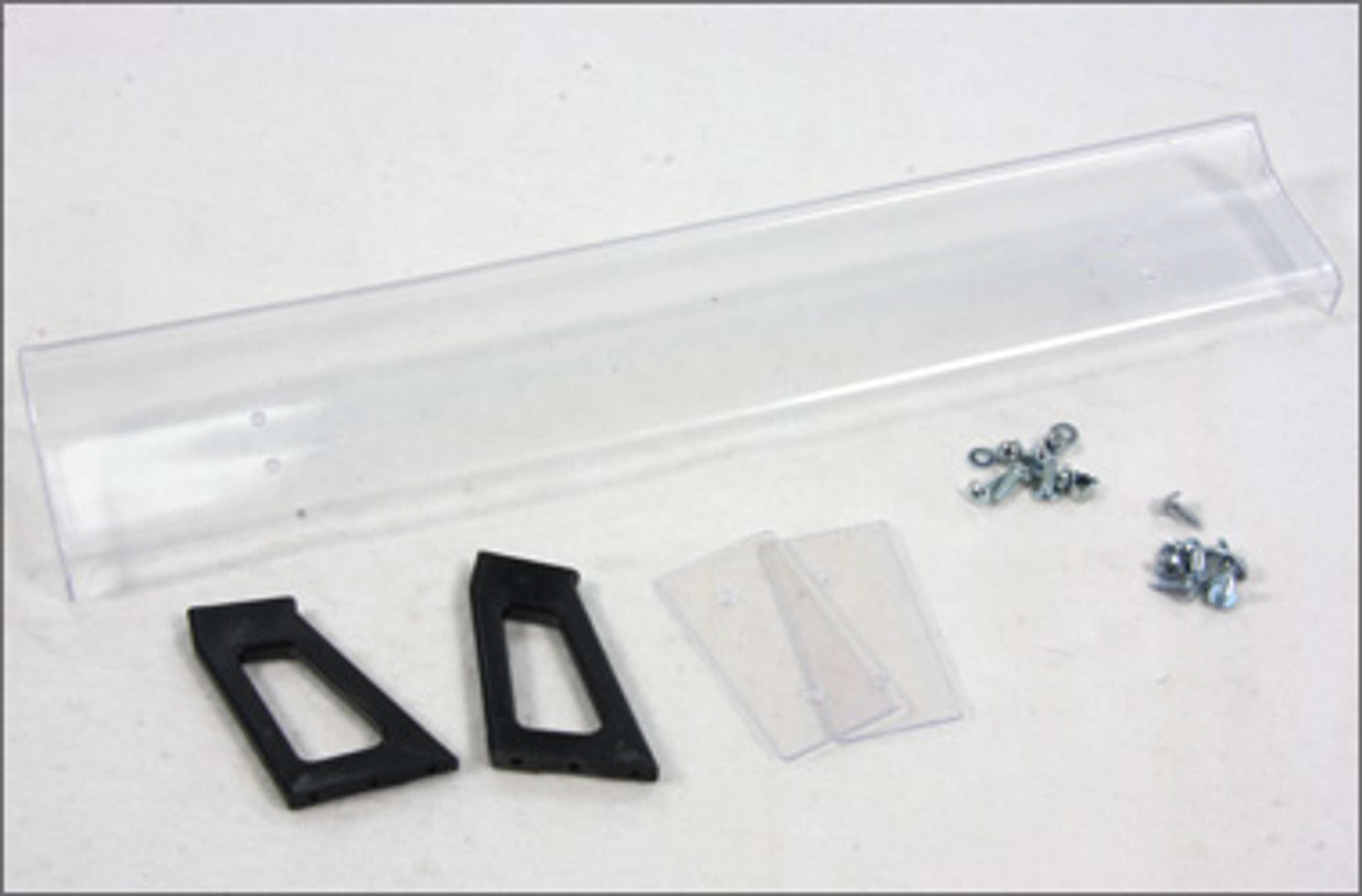 8183 FG Spoiler set BMW M3 ALMS, transparente 2 mm, 1 set 8183 FG Spoiler set BMW M3 ALMS, transparente 2 mm, 1 set