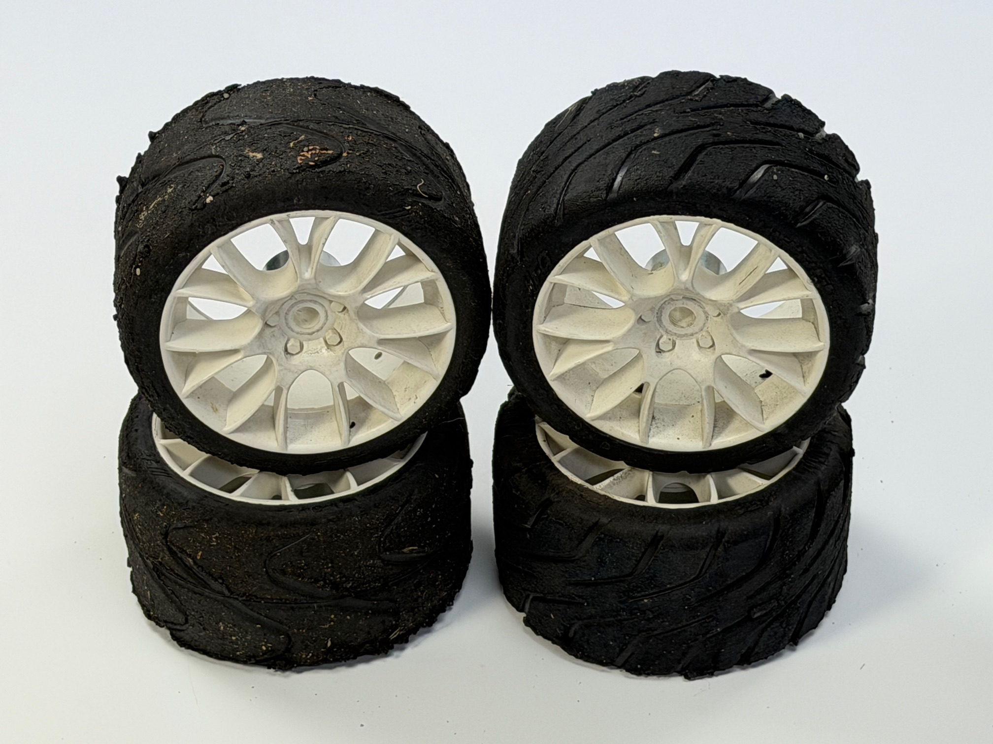 y320 GRP Reifenset auf weißer NEW BBS Felge, 2 Paar, gebraucht