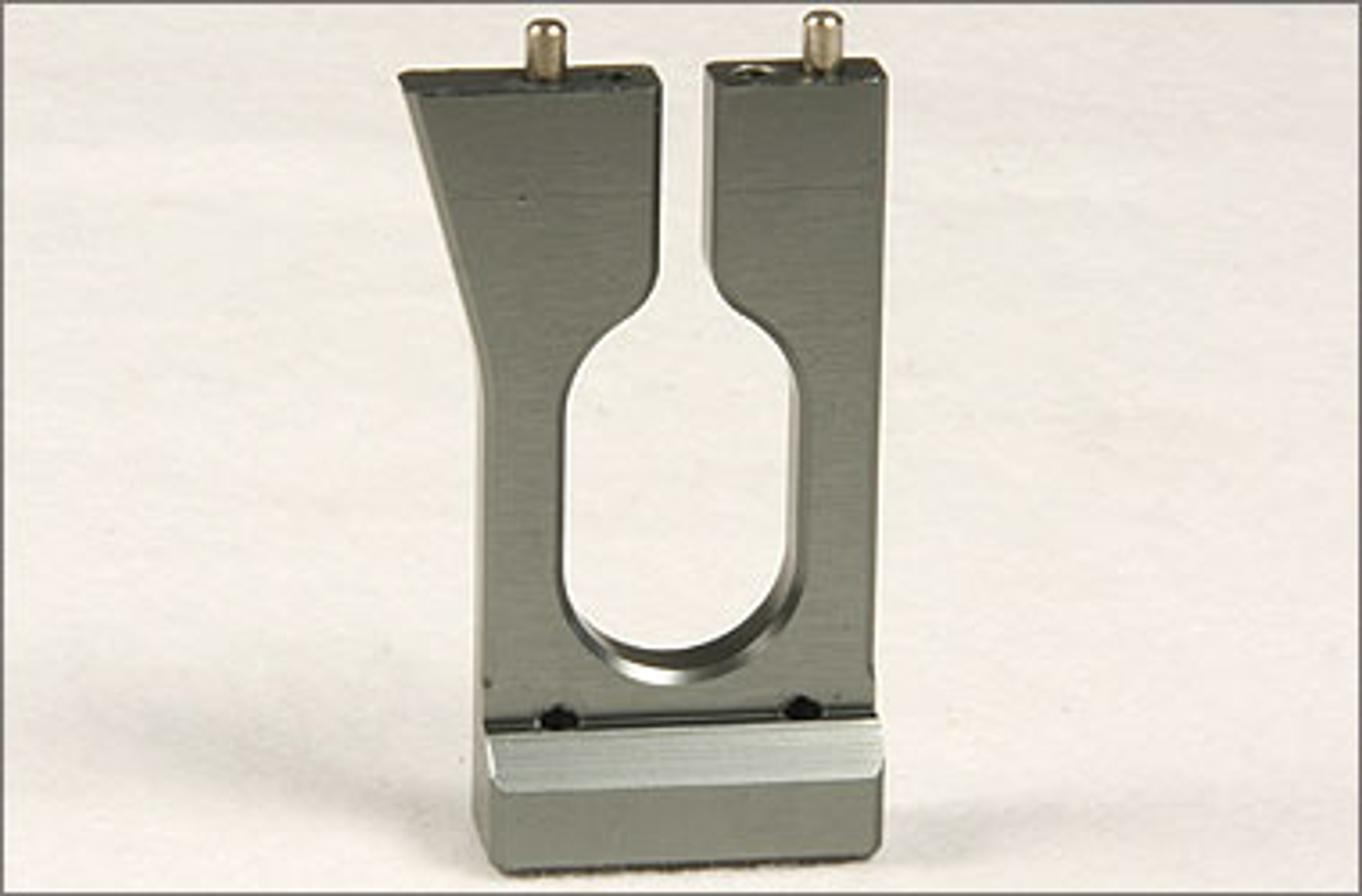 s054312, Smartech aluminum throttle servo mount, front, for Carson Gas Devil + CRT 4x4, Conrad Hell Devil, Smartech Titan - 1 pce. s054312, Smartech aluminum throttle servo mount, front, for Carson Gas Devil + CRT 4x4, Conrad Hell Devil, Smartech Titan - 1 pce.