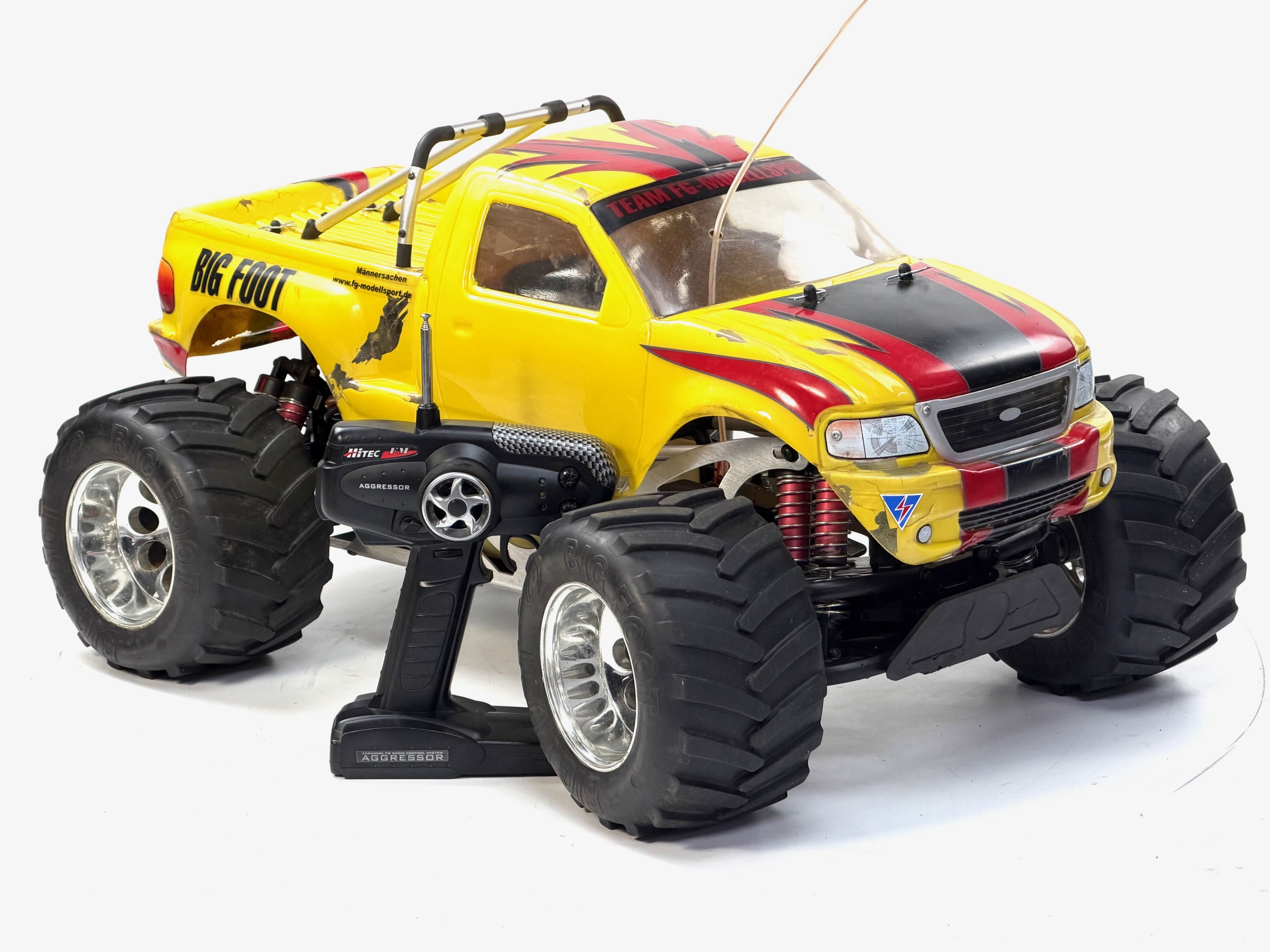 FG Monster Truck 2WD mit gelber Karosserie, RTR, gebraucht.