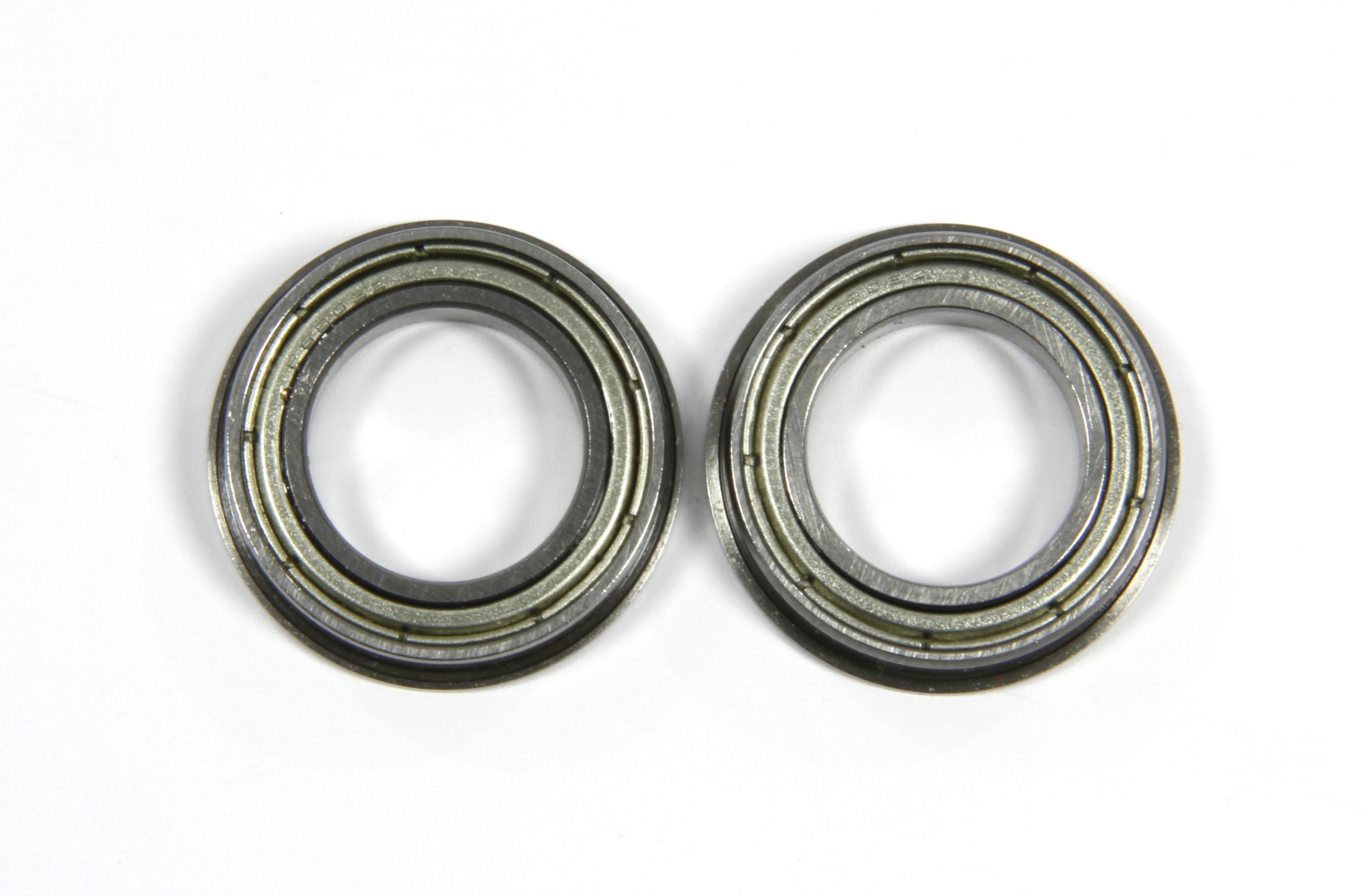 LOSB 5973/01 Kugellager mit Flansch für Diff, 15 x 24 x 5 mm, Losi 5ive-T/2.0, TLR 5ive-B und Mini WRC. LOSB 5973/01 Kugellager mit Flansch für Diff, 15 x 24 x 5 mm, Losi 5ive-T/2.0, TLR 5ive-B und Mini WRC.