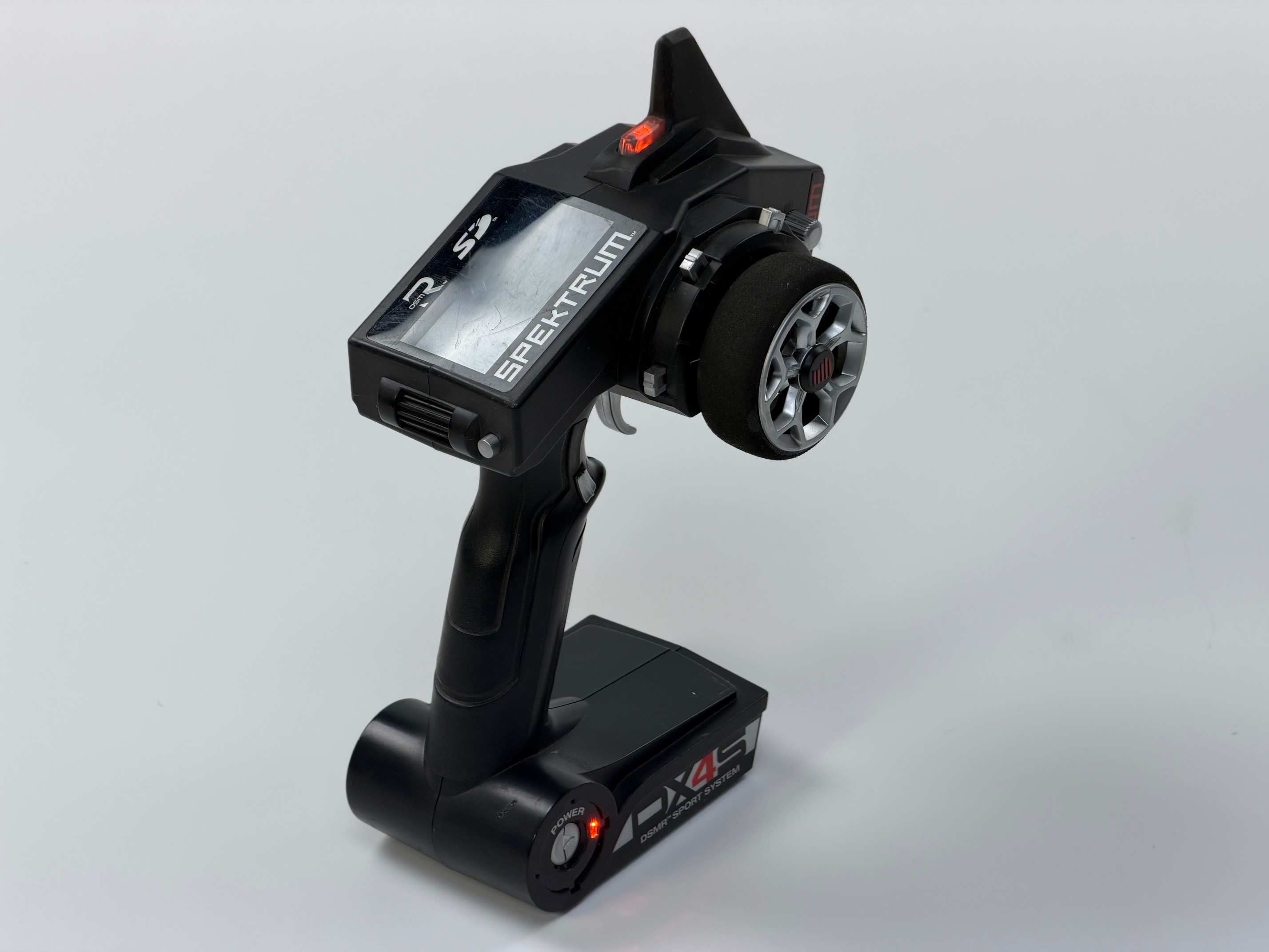 y141 Spektrum DX4S, 2,4 GHz 4-Kanal Racinganlage mit DSMR-Technologie und Empfänger SR415, gebraucht