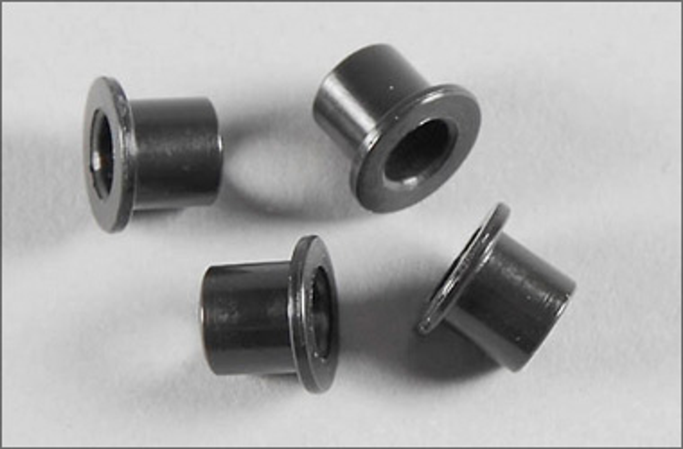 67320/15 FG Kunststoff-Buchse Ø5 / Ø7 x 6,5mm Leopard 2WD/4WD, 4St. 67320/15 FG Kunststoff-Buchse Ø5 / Ø7 x 6,5mm Leopard 2WD/4WD, 4St.