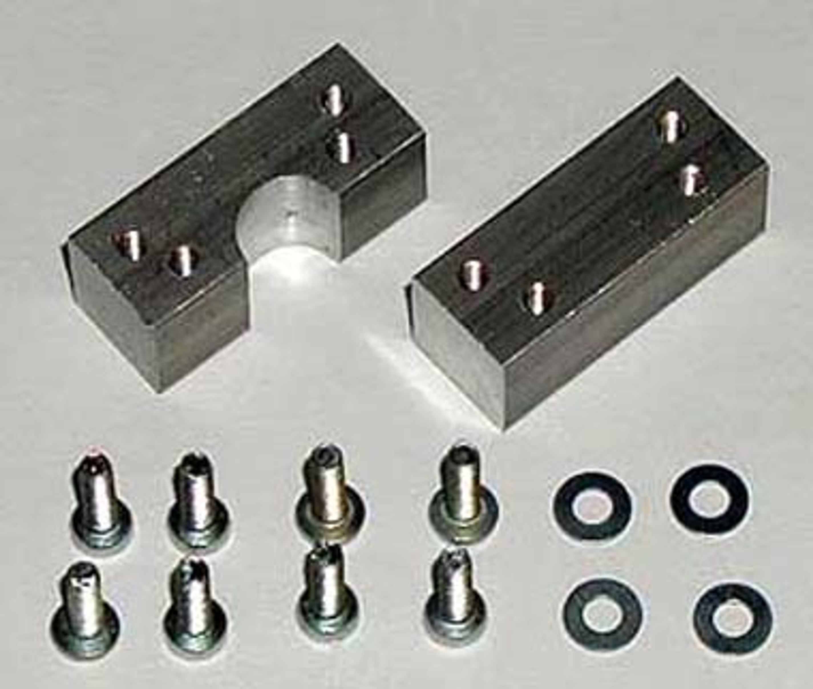 Adaptor blocks for carbon RC-plate, y19005/01 - 1pce.
