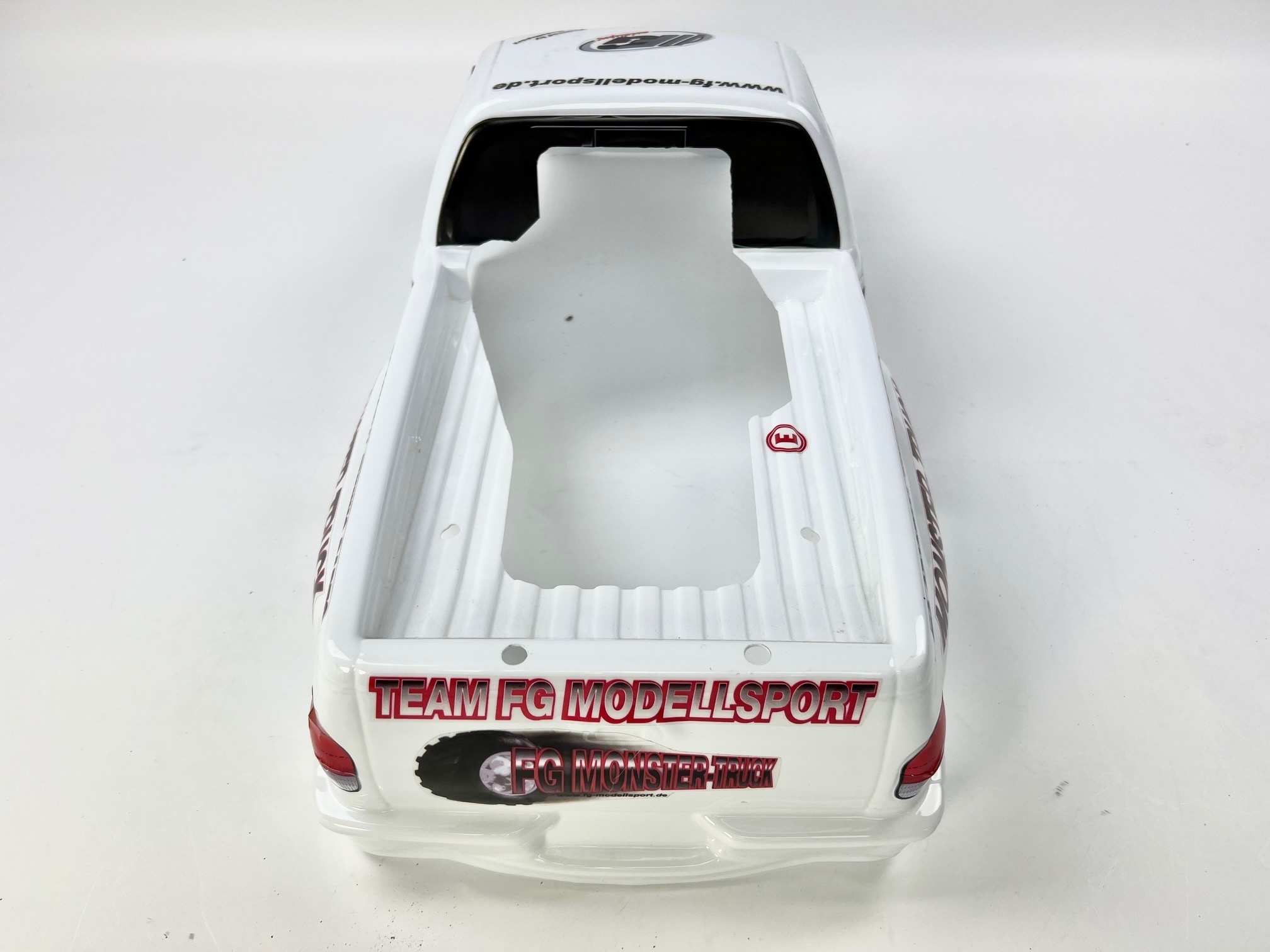 FG 21100 Body kit stadium/street truck white for 2WD, "exhibition item"