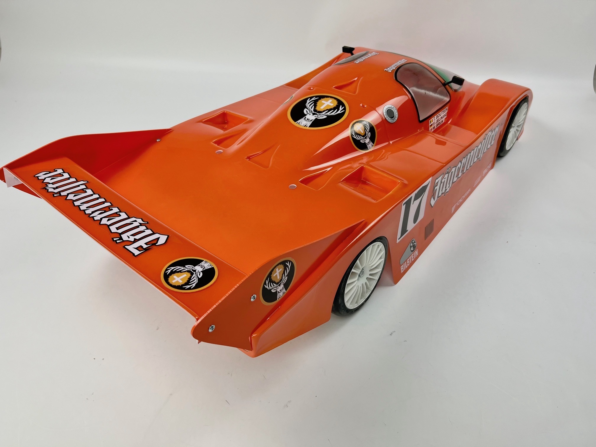 Painted Porsche 962C body 1:5 for 530/535 mm wheelbase with rear spoiler, drilled