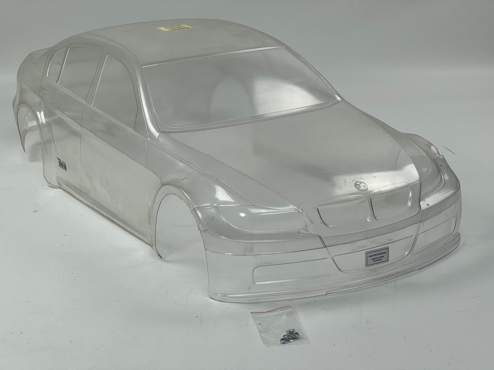 y145 Carson BMW 320si WTCC 2 mm Lexan Radstand 530mm, unlackiert