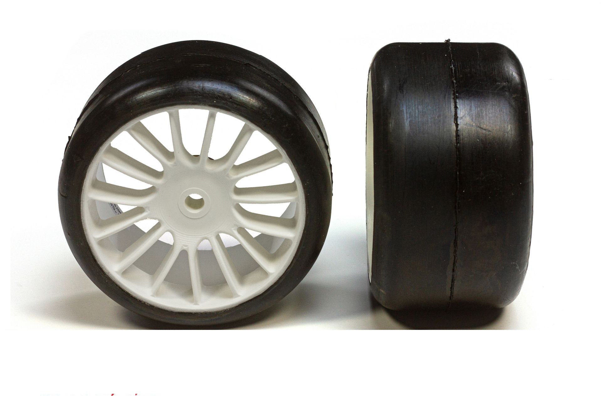 PMT BigScale Slick tires Q5 for the Race Car Series