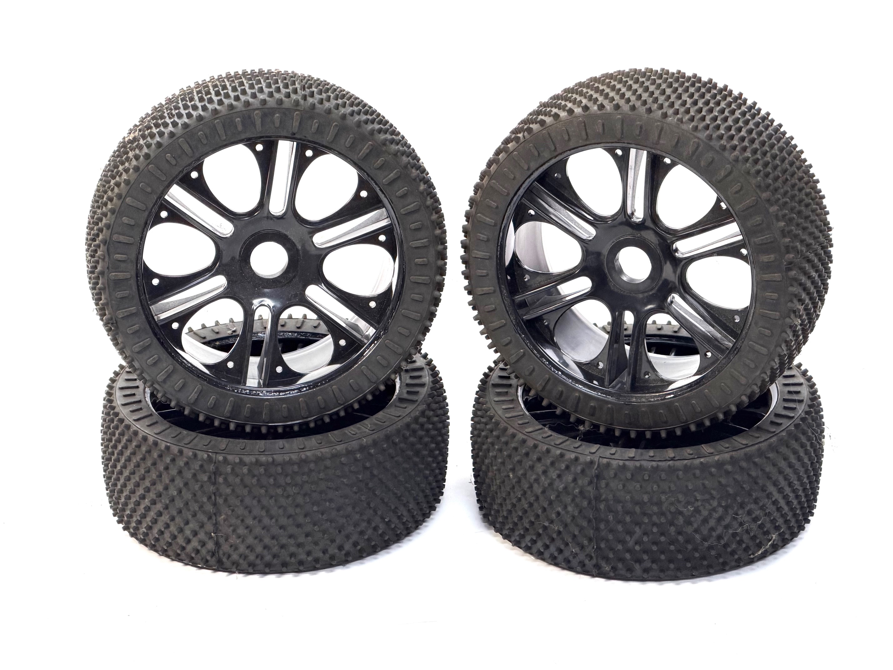 y999 Astro-Grip White Race Tyres Soft on black Hurrax rims 24mm hex, glued, 2 pairs, used