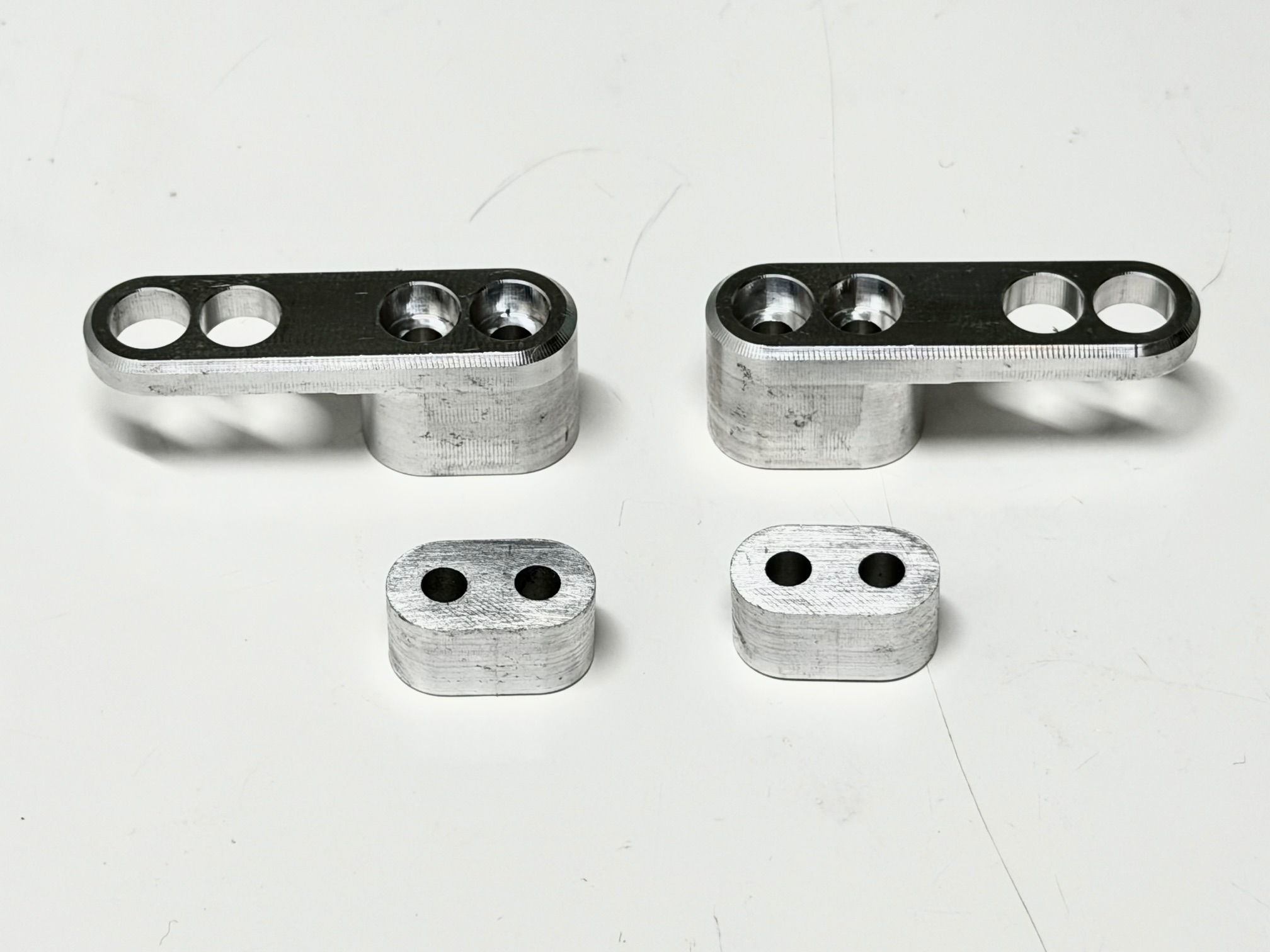67332 FG Aluminium mounting base for Leo 2020 2WD, set