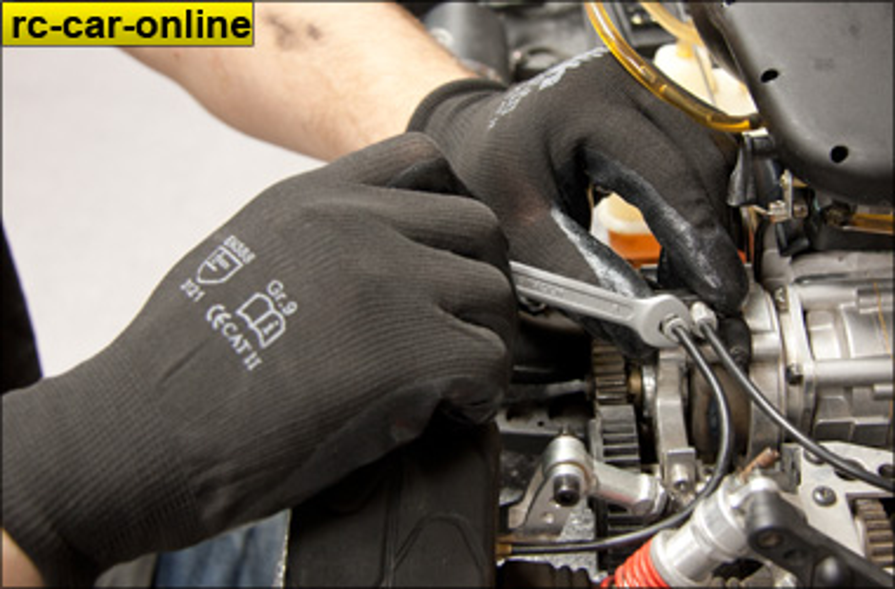 y0682 High tech mechanics gloves, nitrile, black, 2 pcs.
