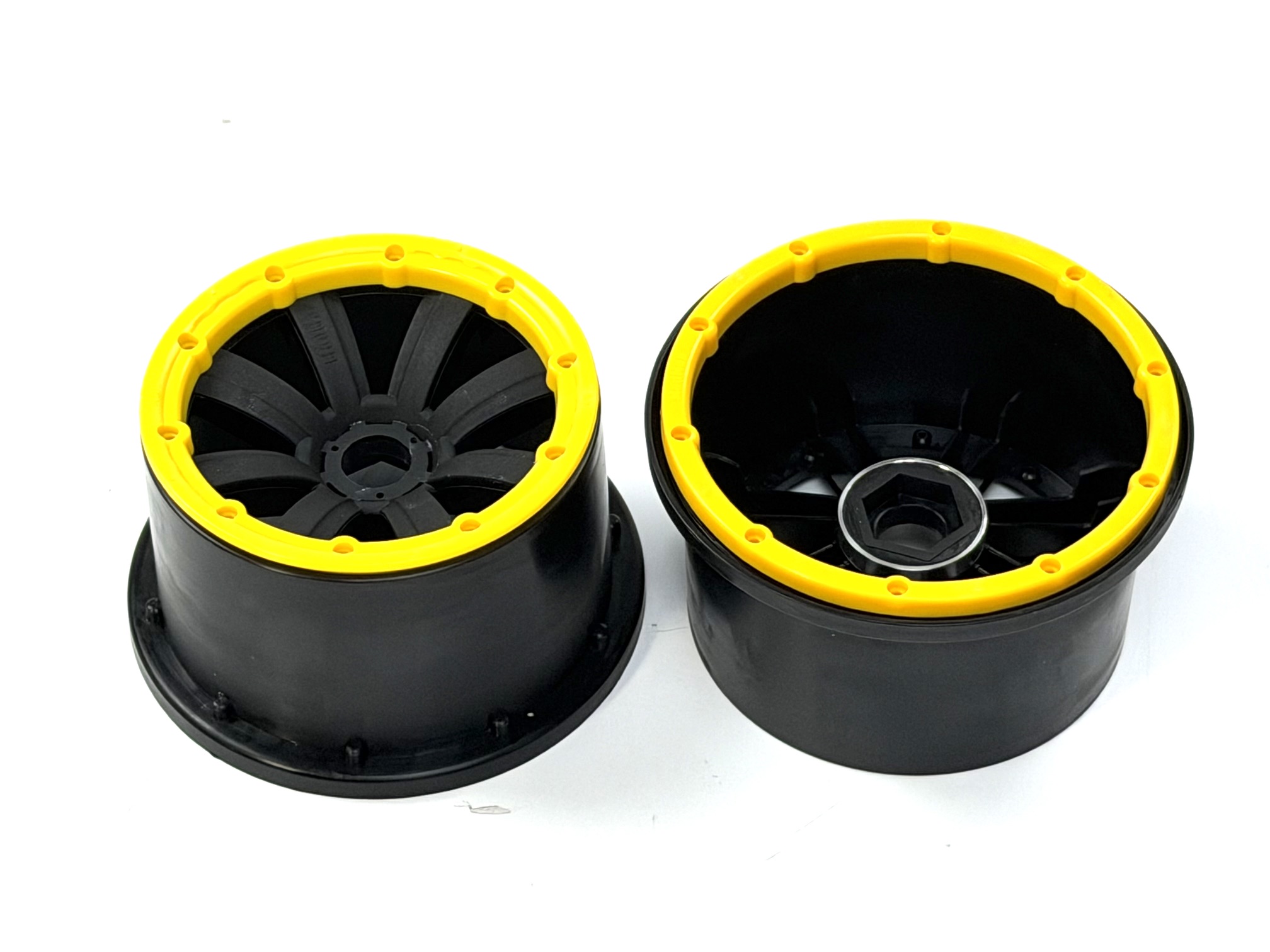 y1415/03 MadMax Extreme 80 mm Felgen Schwarz mit 24mm Felgenmitnehmer und gelben Felgenringen, 1 Paar