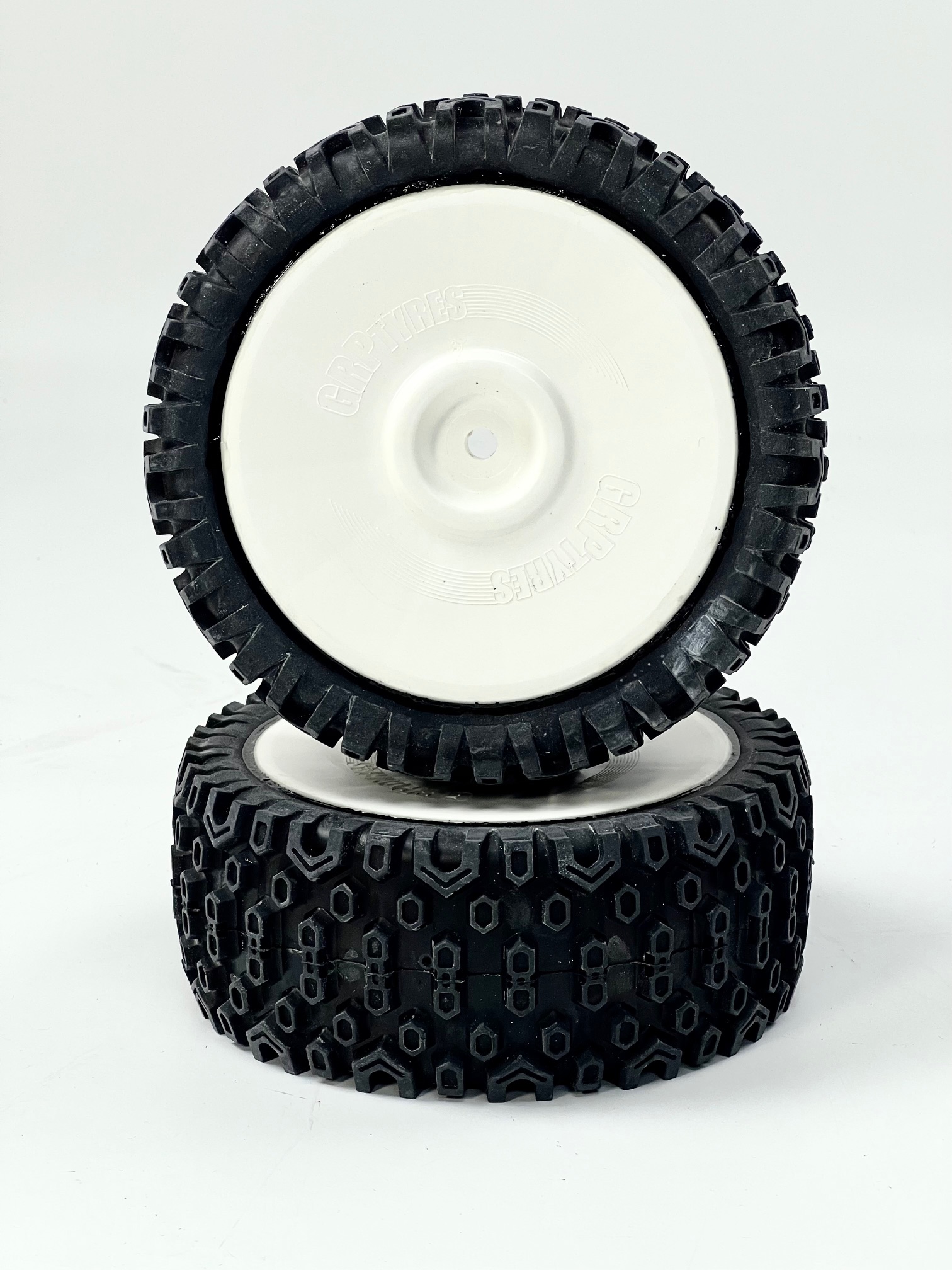 GW91-S3 GRP Offroad Reifen 1:6 medium 180mm verklebt auf Disk Felge 18mm 4-kt GW91-S3 GRP Offroad Reifen 1:6 medium 180mm verklebt auf Disk Felge 18mm 4-kt