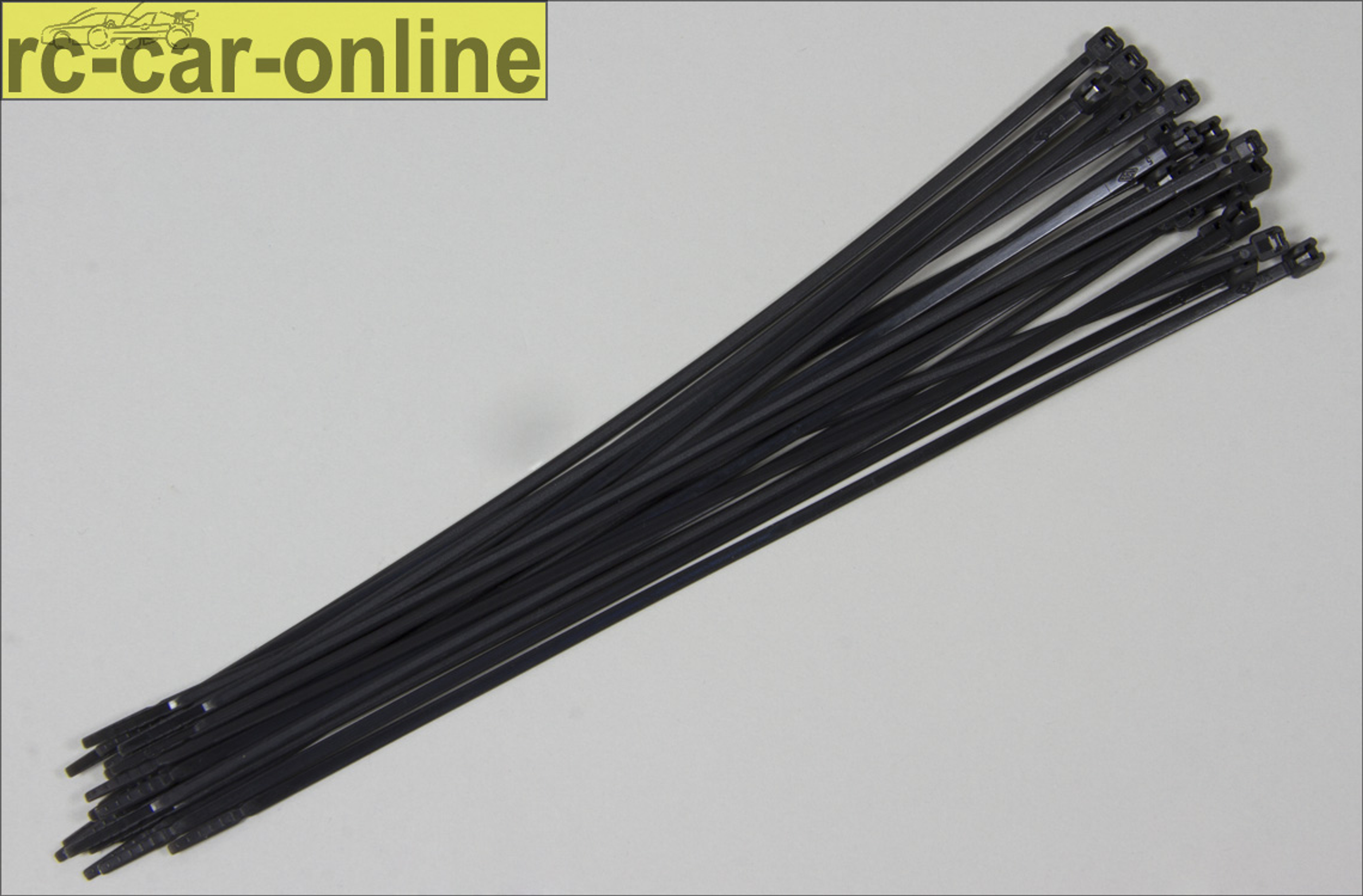 y0674/04 Cable ties with steel tongue 2,5 x 200 mm y0674/04 Cable ties with steel tongue 2,5 x 200 mm