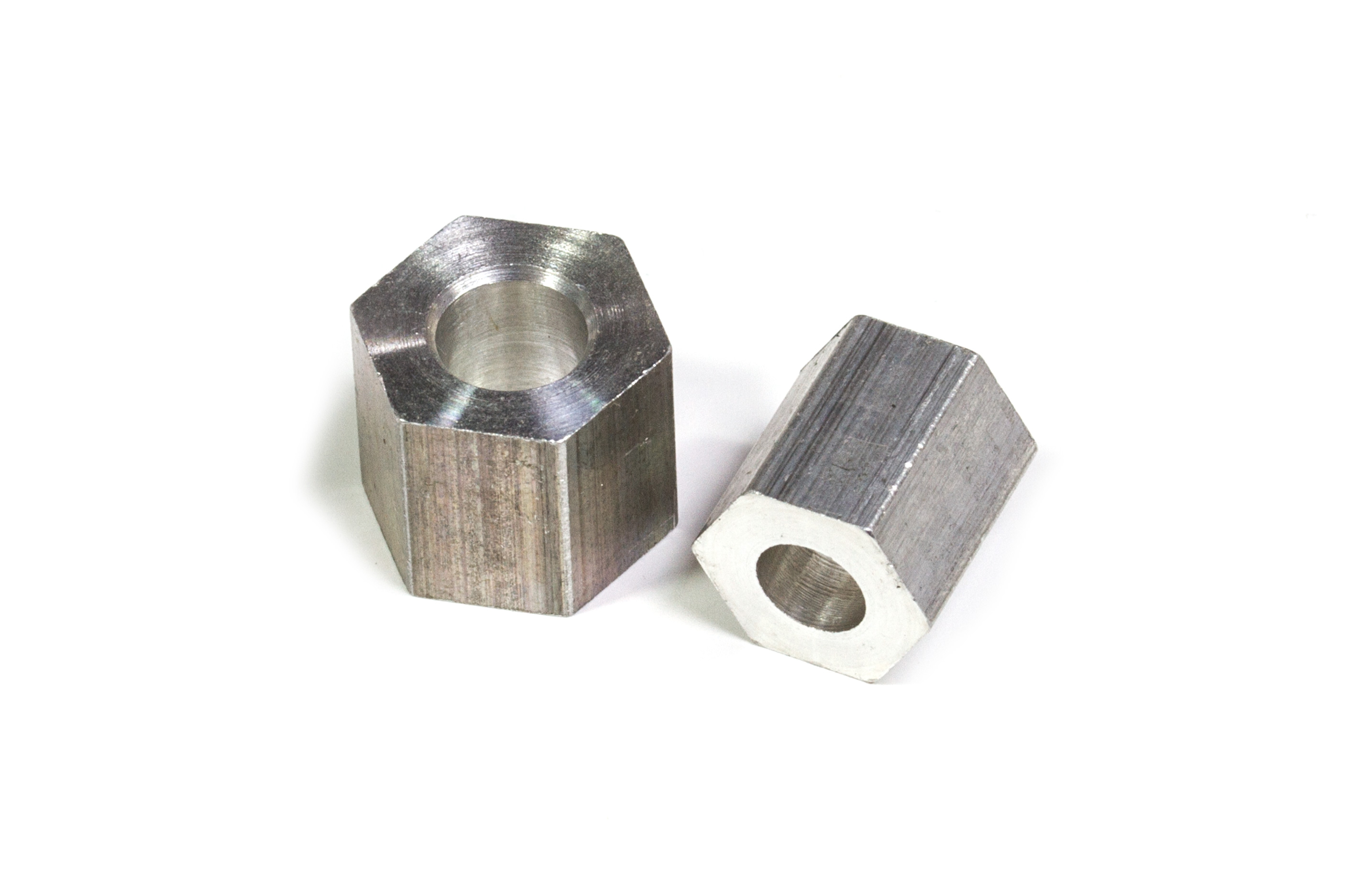 1063/02 FG Distanzbuchsen Hinterachsstrebe Evo Truck 04 - 08 1063/02 FG Distanzbuchsen Hinterachsstrebe Evo Truck 04 - 08