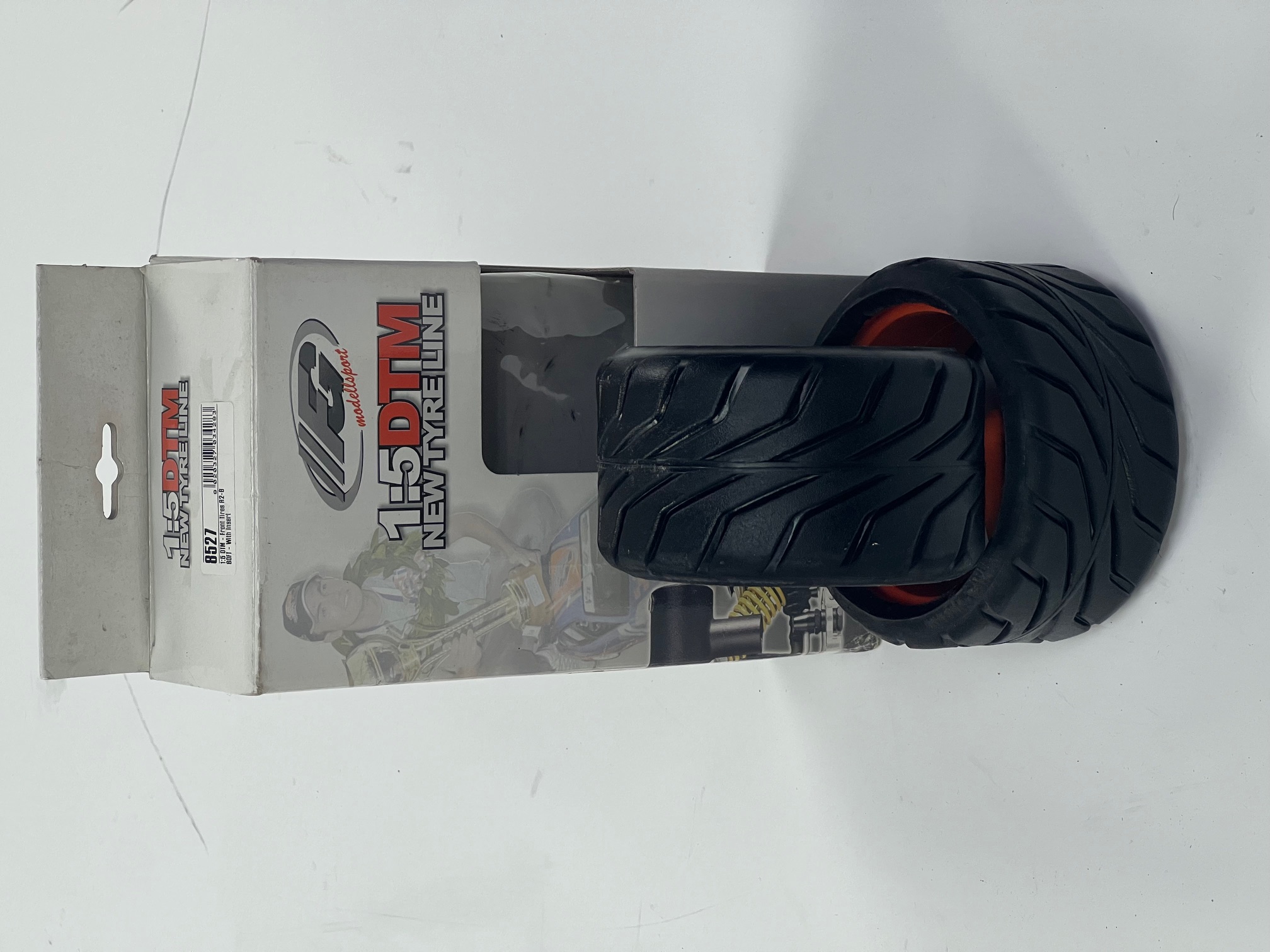 8527 FG front tyre with R2-B insert ( without rims ) 